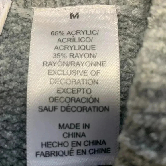 Alfred Dunner Embroidered sweater, looks and feels like the velour, Size Medium - Picture 6 of 8